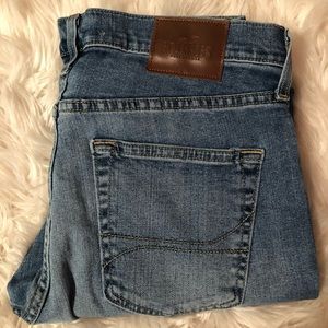 MEN HOLLISTER JEANS